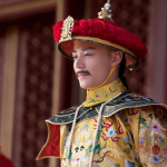 Khi truyền ngôi, Khang Hy để lại 8 triệu lượng bạc, Ung Chính tiết kiệm 60 triệu lượng bạc, riêng vua Càn Long chỉ giao 1 người cho Gia Khánh avatar1754621162957 17546211632571837565982png