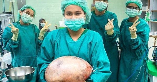 Thấy bụng con to bất thường đến nhường này mà gia đình vẫn nghĩ do "ăn khoẻ", đến khi thăm khám bác sĩ mới phát hiện sự thật khủng khiếp avatar1754643267079 17546432673662038459434jpg