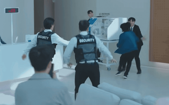 Phim Hàn có rating tăng 224% sau 1 tuần phá đảo mọi kỷ lục: Nam chính tinh hoa hội tụ, Daesang phải thuộc về anh!