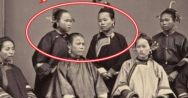 6 ảnh hiếm cuối thời nhà Thanh: Vợ lẽ lén tỏ thái độ với chính thất, binh lính tập luyện khí thế sôi sục avatar1754927425457 1754927425759101162743 0 26 328 551 crop 17549274432092126274530jpg