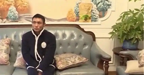 Người đàn ông sống trong biệt thự 6 tỷ đồng, lái Porsche, Mercedes nhưng ngày nào cũng ở nhà khóc: “Có tiền mà không còn tình yêu” avatar1755011390018 1755011390698604294517png