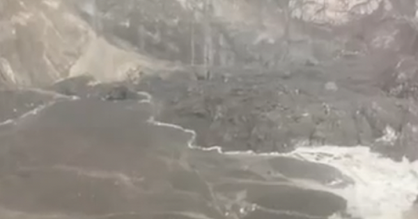 Mỹ: Lở đất lớn ở Alaska gây "sóng thần vịnh hẹp" cao đến 30 m avatar1755155335544 17551553359551189773924 0 40 315 544 crop 17551553513181511407312png