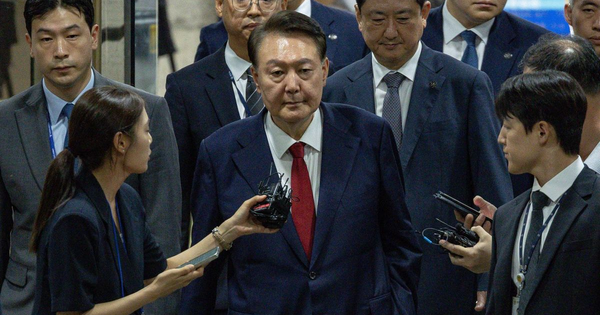 Vợ chồng cựu tổng thống Hàn Quốc bị tước đặc quyền truyền thống trong tù avatar1755333851474 17553338516981483435746png