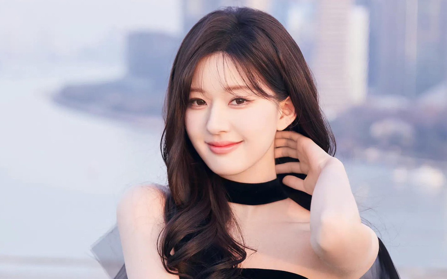 Scandal nối dài, hình tượng Triệu Lộ Tư sụp đổ: Khi bệnh tật và chiêu trò không còn cứu nổi danh tiếng