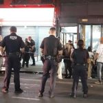 Nổ súng kinh hoàng tại quán bar ở Mỹ vào rạng sáng: Hiện trường đầy mảnh vỡ và vũng máu avatar1755446184277 17554461846131972276882 0 97 1119 1887 crop 17554462064152007742561jpg