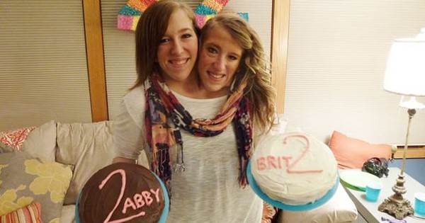 Cặp song sinh dính liền nổi tiếng thế giới được cho là đã có em bé: Họ có thể sinh con như thế nào? avatar1755589730707 1755589731299456750505jpg