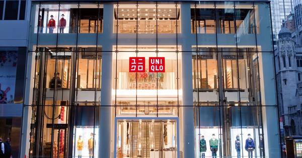 Điểm yếu chí mạng của Uniqlo: Phải đỡ trên vai cả một đế chế, gánh còng lưng nuôi tập đoàn mẹ avatar1756100530252 17561005307661156029199 222 0 1422 1920 crop 17561005669111582441229jpg