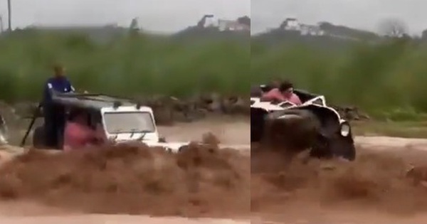 Ô tô bị nước lũ cuốn trôi, 2 người trên xe may mắn sống sót avatar1756117239222 17561172397941380595274 0 11 315 515 crop 17561172545472067031882jpg