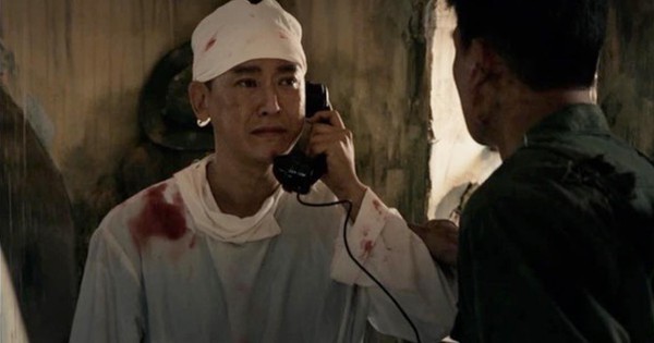 Nghẹn lòng cảnh người lính bị "cưa cụt hai chân" trong Mưa Đỏ: Nén tâm nhang gửi đến anh linh các chiến sĩ đã nằm lại Thành cổ và sông Thạch Hãn avatar1756195362618 1756195364237178702520 0 0 314 600 crop 17561954374611948128855jpg