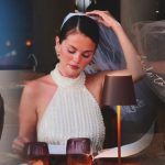 Selena Gomez sắp thành vợ người ta: Xinh đẹp dịu dàng phát sốt, diện bikini sexy muốn "ná thở" trong tiệc độc thân avatar1756460176773 17564601866801424942590 31 0 620 1125 crop 17564604470481077339985jpg