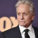 Vụ ly hôn tốn kém bậc nhất Hollywood: Tài tử đình đám mất hơn 1000 tỷ cho vợ cũ vì ngoại tình avatar1756609810561 17566098109821094886224jpg