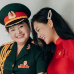 Nữ diễn viên có mẹ là Thượng tá quân đội, vinh dự cầm biển của khối Văn hoá - Thể thao diễu hành A80 avatar1756705079032 1756705079472798709713 17 0 268 480 crop 17567051289071948836884png