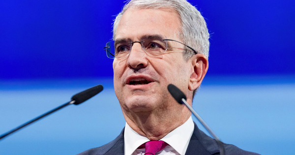 Nóng: CEO Nestlé bị sa thải không bồi thường vì quan hệ tình cảm bí mật với cấp dưới avatar1756790136449 17567901377061506753386png