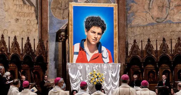 2 "phép lạ" của thần đồng máy tính 15 tuổi vừa được phong thánh, thi thể vẫn còn như nguyên vẹn sau 19 năm avatar1757392365489 1757392367257760888868 0 43 485 819 crop 17573923888241228156846jpg