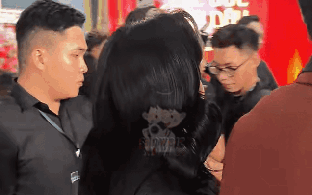 Clip hot: Sao nhí đắt show nhất Việt Nam dậy thì thành đại mỹ nhân, đứng thở thôi cũng cuốn trôi mọi ánh nhìn