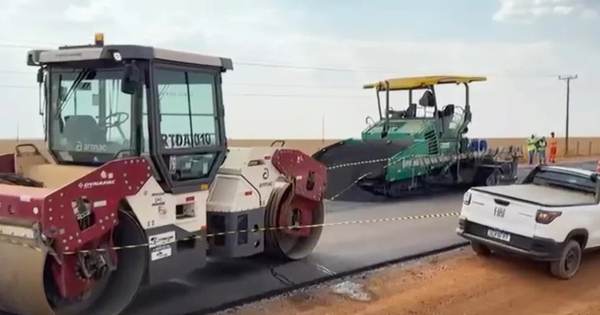 Xe lu cán tử vong 3 công nhân khi đang trải nhựa đường trên cao tốc avatar1757768349760 1757768350062236861569jpg