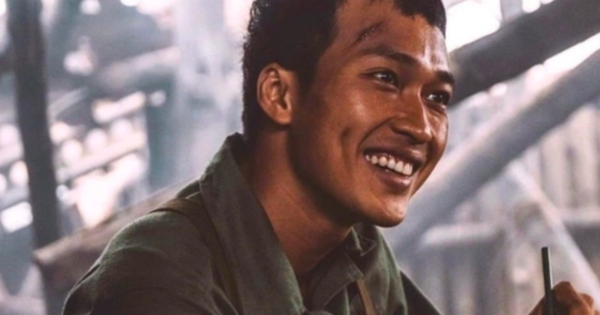 Nam diễn viên Mưa Đỏ: Xuất phát điểm số âm, tuổi thơ bán vé số, vác rơm thuê avatar1757814428444 17578144291161862785209 0 0 271 517 crop 17578145032081229630336png