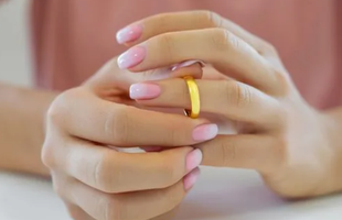 Nam game thủ lén dùng quỹ chung chuẩn bị đám cưới để mua máy chơi game, dỗi ngược bạn gái khi bị chỉ trích avatar1757844160572 1757844160931426300816png