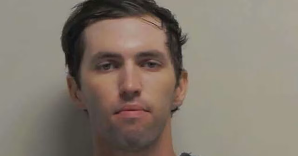 FBI thẩm vấn "bạn tình chuyển giới" của nghi phạm ám sát ông Charlie Kirk avatar1757853595076 17578535954291867421095png