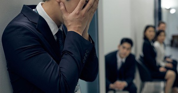 Sau khi nộp 1.500 CV mà không nhận được lời mời nào, một cựu phó chủ tịch 44 tuổi đau khổ cho biết: "Tôi sẵn sàng làm công nhân vệ sinh" avatar1758006487989 17580064887301626881417 0 0 315 504 crop 17580065052631669945293jpg
