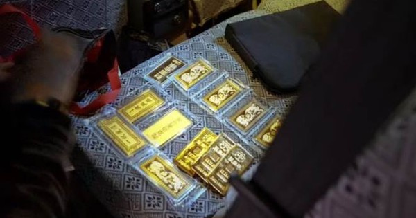 Triệt phá đường dây mua vàng "rửa tiền": Tịch thu 59 kg vàng trị giá hơn 100 tỷ đồng, bắt 130 đối tượng avatar1758084286501 17580842867701708968777jpg