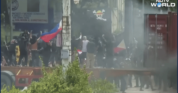 Lũ lụt chết người, tham nhũng tỷ đô: Hàng ngàn người Philippines xuống đường sau scandal 'hạ tầng ma' avatar1758519498754 1758519500859660143189gifpng