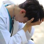 Đạt điểm 99,9% trong kỳ thi tuyển sinh ngành y toàn quốc, chàng trai tự tử trước ngày nhập học vì “không muốn trở thành bác sĩ” avatar1758774127603 1758774129302717682564 0 18 582 949 crop 17587741489791537304576jpg