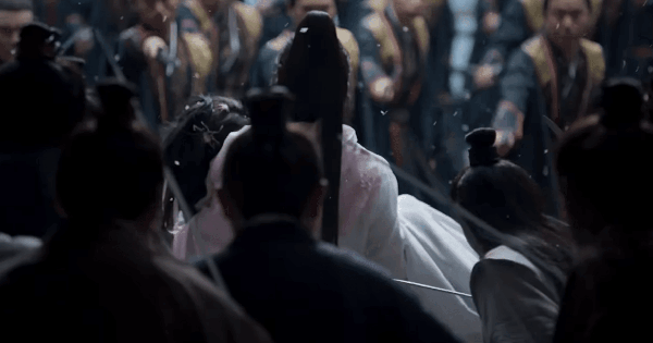 Bỏ hết giang sơn sự nghiệp vì mỹ nhân này cũng xứng đáng, đẹp thế này thì chỉ có yêu quái thôi avatar1758776532403 17587765329252056039187 125 0 745 1184 crop 1758776823570714722557gifpng