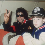 Những người tố cáo Michael Jackson yêu cầu khoản bồi thường khổng lồ avatar1758857047699 17588570485041706808788 104 0 640 1024 crop 17588572334021939596705png