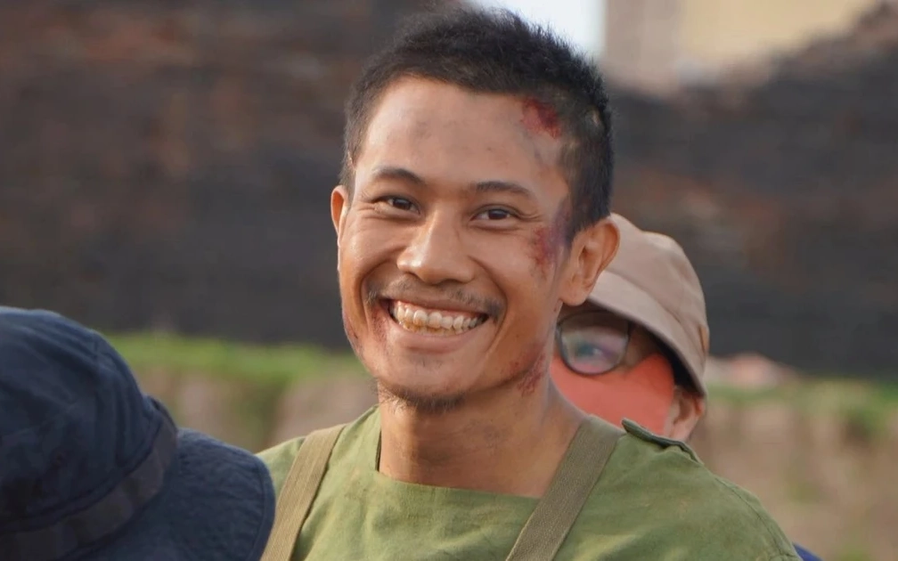 Lý do Mưa Đỏ rời rạp