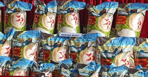 Đột kích xưởng sản xuất 14 tấn gạo giả mỗi ngày suốt 2 năm, bắt giữ chủ doanh nghiệp xay xát có tiếng, hơn 12 tấn gạo nhái bị tịch thu avatar1759038765615 17590387660591942668605jpeg