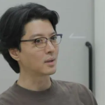 Nam chính phim "Bạn trai tôi nhóm máu B" mắc bệnh viêm cột sống dính khớp avatar1759127015233 17591270155991962381537 41 0 382 652 crop 17591271055271371056941png