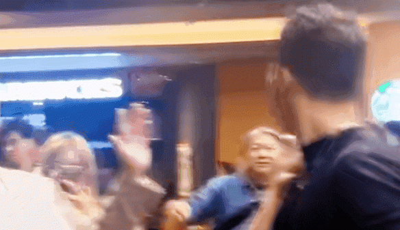 Tử Chiến Trên Không vượt 250 tỷ đồng avatar1759155069452 17591550802362035395275 22 0 387 584 crop 1759155178573163770496