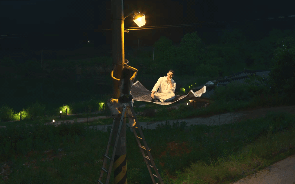 Ngàn lần đội ơn vì phim Hàn này đã đến với thế giới: Không hiểu sao nữ chính đẹp vậy, chắc kiếp trước giải cứu nhân loại