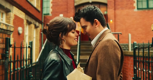 Xem phim Sex Education, tôi bỗng nhận ra yêu nhau đến mấy cũng chẳng thành nếu thiếu điều quan trọng này avatar1759547141110 17595471414442071823169 0 0 628 1200 crop 17595472434931882529732jpg