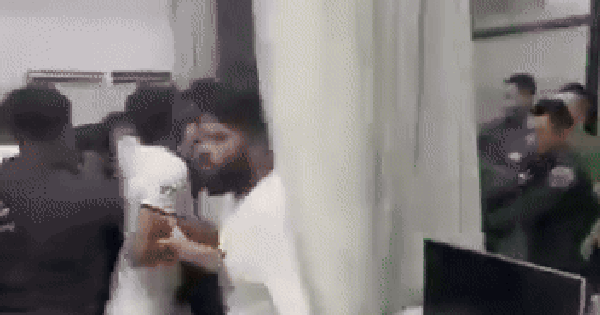 Campuchia: Lao động Pakistan và chủ Trung Quốc đối đầu bạo lực ở khu phố người Hoa avatar1759804385299 17598043858662010128637gifpng