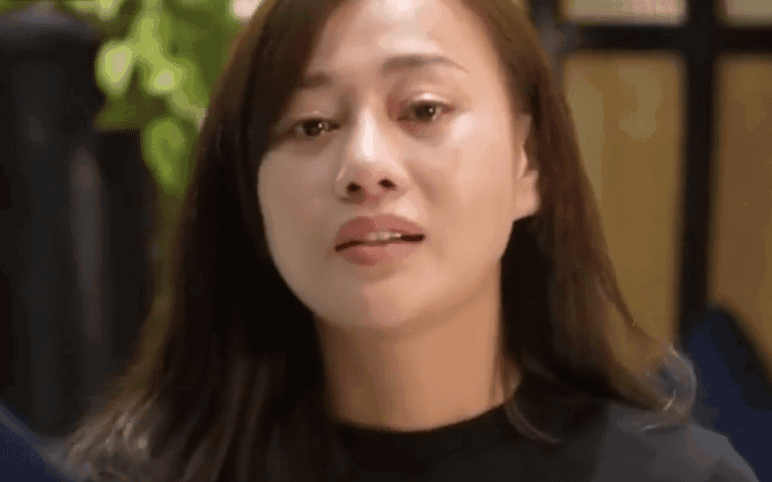 Clip Phương Oanh - vợ Shark Bình khóc nức nở
