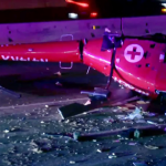 Trực thăng rơi trên đường cao tốc ở Mỹ, 3 người bị thương avatar1759843387807 1759843388450535809218png