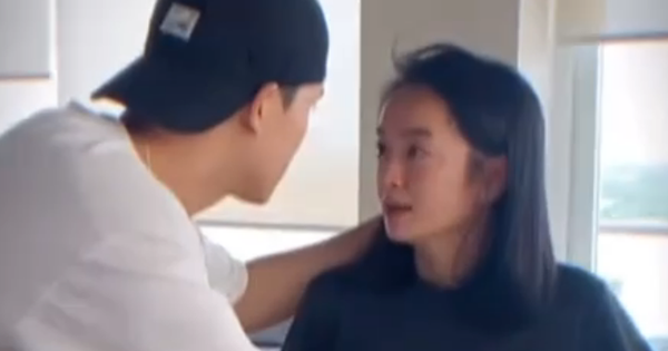 Vbiz có cặp đôi mới nghi "phim giả tình thật": Ôm ấp nhau tình tứ, chỉ thiếu nước công khai? avatar1759939887830 1759939888505297893117 37 4 380 659 crop 17599400116881597535739png