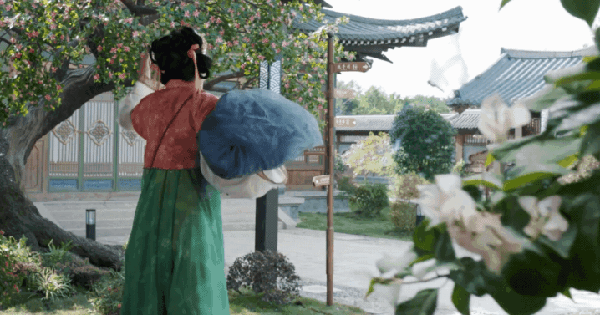 Thần thánh phương nào làm ra phim Trung Quốc hay quá vậy: Nữ chính duyên hết phần thiên hạ, không hot uổng lắm luôn avatar1760059676386 1760059677466256341150 16 0 393 721 crop 1760059849197481692064gifpng