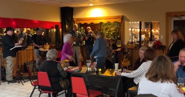 Xả súng kinh hoàng tại Mỹ, nhiều người thương vong avatar1760317812748 1760317813236349748413jpg