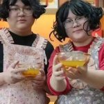 Cặp đôi gây sốt vì có ngoại hình giống hệt nhau: Dân mạng thích thú "Ai là chồng? Ai là vợ?" avatar1760438037100 1760438037439105380994jpeg