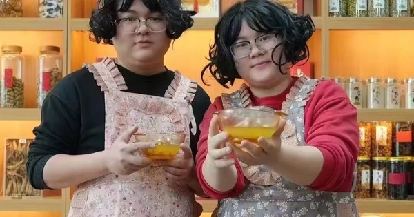 Cặp đôi gây sốt vì có ngoại hình giống hệt nhau: Dân mạng thích thú "Ai là chồng? Ai là vợ?" avatar1760438037100 1760438037439105380994jpeg