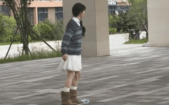 Không thể ngừng mê mỹ nhân có vẻ đẹp như nắng chiếu vào tim: Visual cỡ này ai làm lại, lưu ảnh cả cháy bộ nhớ