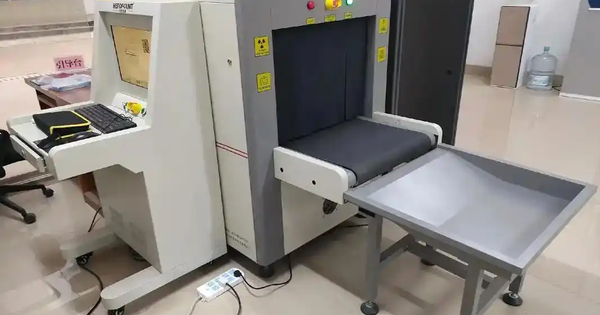 Người phụ nữ mất lắc tay 21 chỉ vàng trị giá 166 triệu đồng khi qua cửa an ninh: 48 giờ tìm kiếm và hành động gây ngỡ ngàng của người lao công avatar1760583722081 17605837229821730379532png