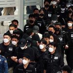 Được đưa về từ Campuchia, 64 người Hàn Quốc vào thẳng đồn cảnh sát avatar1760758414056 1760758414404177324423jpg