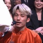 Xôn xao clip Liên Bỉnh Phát “bắn” tiếng Anh giữa lễ trao giải Kim Chung! avatar1760871505925 17608715066171519223070 11 0 430 800 crop 1760871645572531729938gifpng