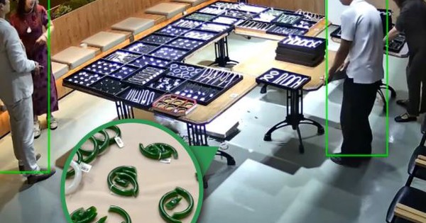 Nhân viên làm vỡ 50 vòng ngọc bích trị giá hơn 3,6 tỷ đồng, chủ tiệm đưa ra quyết định sốc avatar1761117787002 176111778728422471591jpg