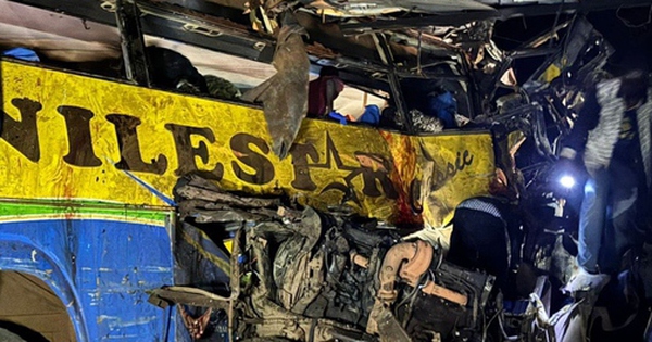 63 người tử vong khi hai xe buýt đâm nhau trực diện trên cao tốc avatar1761125037361 17611250376662106525656 0 52 315 556 crop 176112505453170008836jpg