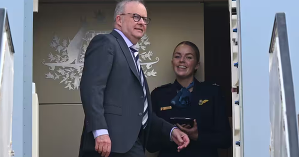 Máy bay chở thủ tướng Úc hạ cánh khẩn cấp tại Mỹ avatar1761188791485 17611887922441353827519 0 71 315 575 crop 17611888060531312791800png